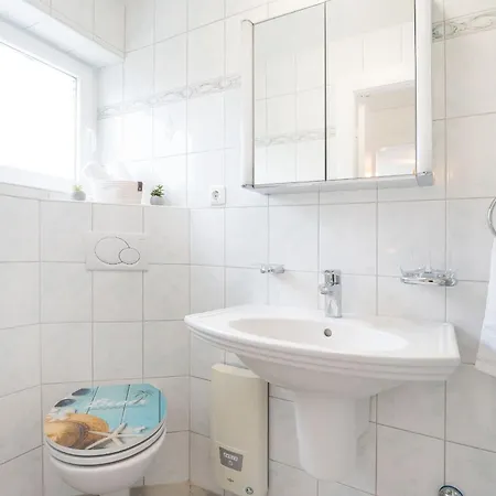 Daire Elly's Luetten Leuchtturm West