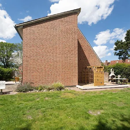 Elly's Luetten Leuchtturm West Daire Kellenhusen