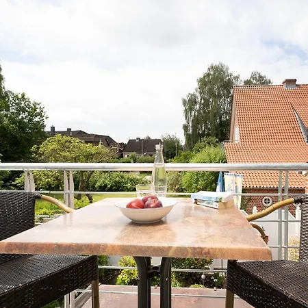 Elly'S Luetten Leuchtturm West Daire Kellenhusen